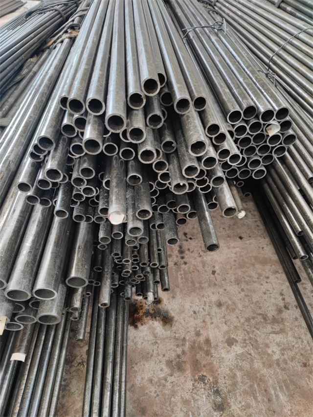 乌兰察布16mn精密无缝钢管