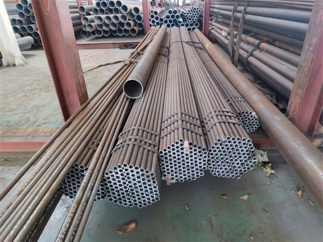 乌兰察布15crmog无缝钢管