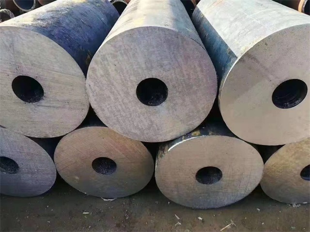 乌兰察布35crmo厚壁无缝钢管