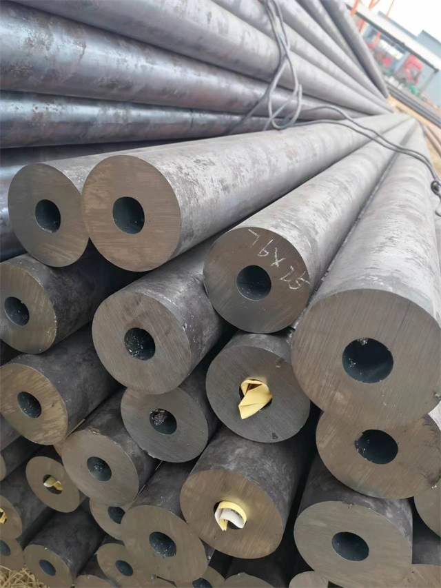 乌兰察布15crmo无缝钢管